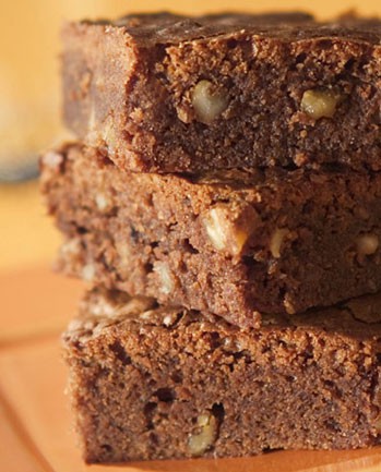 Brownies de chocolate com nozes