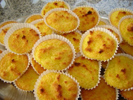 Bolinhos de côco